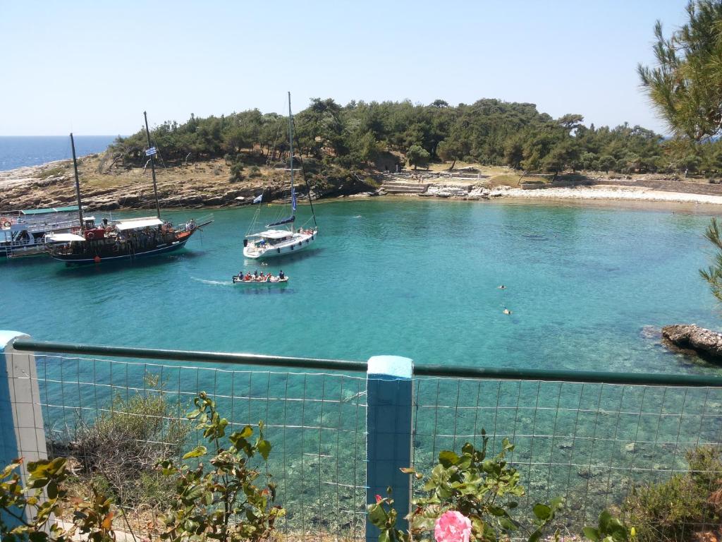 Thassos Aliki Plajına En Yakın Oteller